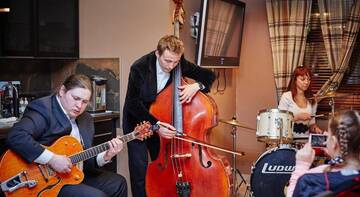 Фотографии Мини-отель Мини-отель Jazzclub г. Санкт-Петербург Санкт-Петербург (Россия) №1 Фото Мини-отель Мини-отель Jazzclub г. Санкт-Петербург 1