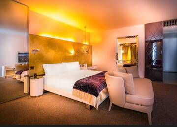 Фото номера Номер полулюкс So Studio king Гостиница Four Seasons Lion Palace г. Санкт-Петербург 3