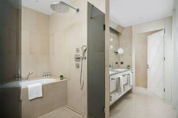 Фото номера SO VIP Гостиница Four Seasons Lion Palace г. Санкт-Петербург 9