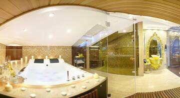 Фото номера Эксклюзивный люкс Гостиница Majestic Boutique Hotel Deluxe г. Санкт-Петербург 4