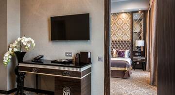Фото номера Люкс Гостиница Majestic Boutique Hotel Deluxe г. Санкт-Петербург 6