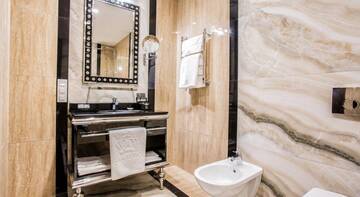 Фото номера Люкс Гостиница Majestic Boutique Hotel Deluxe г. Санкт-Петербург 2