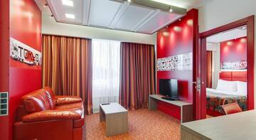 Фото номера Люкс Гостиница Red Stars Hotel г. Санкт-Петербург 13