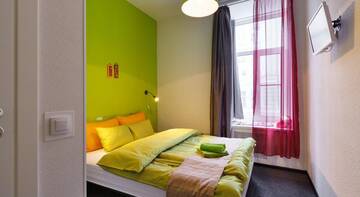 Фото номера Трехместный номер Гостиница Station Hotel M19 г. Санкт-Петербург 16