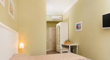 Фото номера Стандартный двухместный номер с 1 кроватью Гостиница Chalet de Provence Business Hotel г. Санкт-Петербург 5