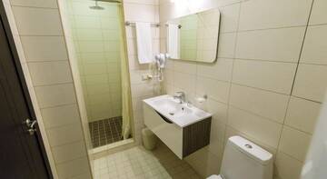 Фото номера Большой двухместный номер c 1 кроватью или 2 отдельными кроватями Гостиница Inn Center г. Санкт-Петербург 16