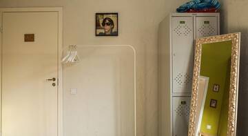 Фото номера 4-местный женский дорм с собственной ванной Гостиница Baby Lemonade Hostel г. Санкт-Петербург 2