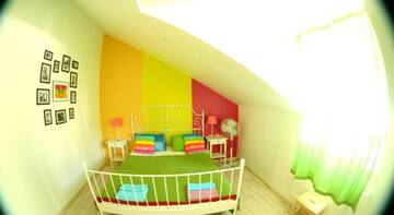 Фото номера Улучшенный двухместный номер  Гостиница Baby Lemonade Hostel г. Санкт-Петербург 9