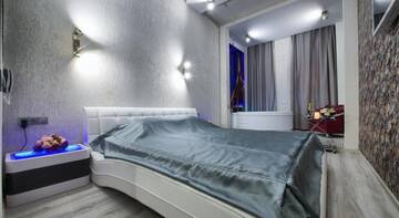 Фото номера Номер с кроватью размера &quot;king-size&quot; и гидромассажной ванной Гостевой дом Alex Hotel on Zvezdnaya г. Санкт-Петербург 19