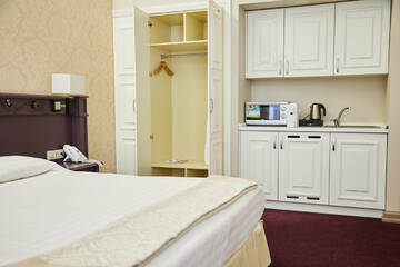 Фото номера Семейный полулюкс Гостевой дом The Bridge Hotel г. Санкт-Петербург 8
