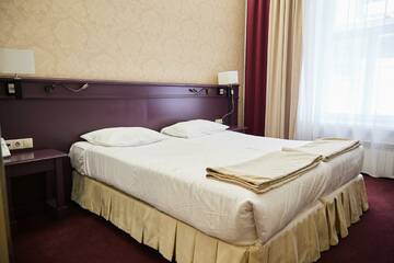 Фото номера 2-местный номер стандарт Гостевой дом The Bridge Hotel г. Санкт-Петербург 9