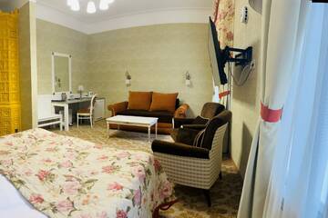 Фото номера Номер полулюкс улучшенный Гостиница Cronwell Inn Стремянная г. Санкт-Петербург 3