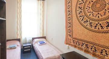 Фото номера Двухместный номер с общей ванной комнатой Гостиница Guest house on Sotsialisticheskaya г. Санкт-Петербург 39