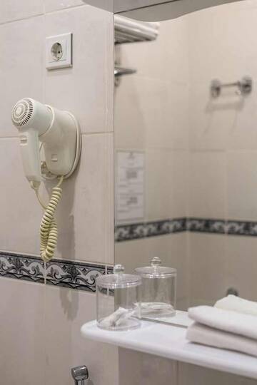 Фото номера Полулюкс Гостиница White and Black Home г. Санкт-Петербург 15