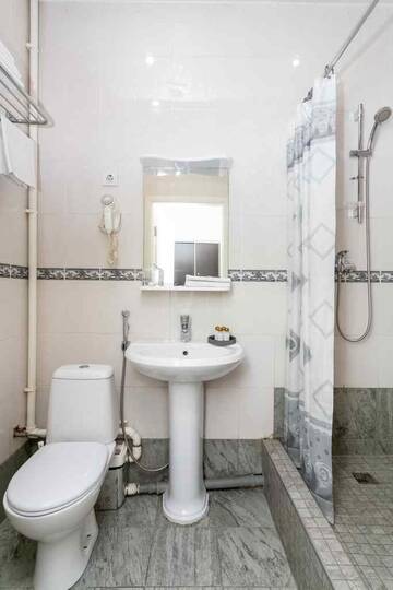 Фото номера Полулюкс Гостиница White and Black Home г. Санкт-Петербург 16