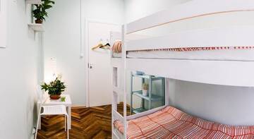 Фото номера Бюджетный двухместный номер с 1 кроватью Гостиница Lime Hostel г. Санкт-Петербург 3