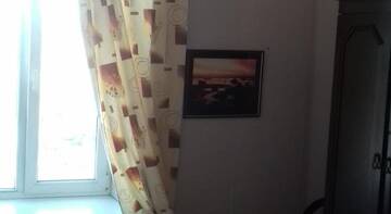 Фото номера Двухместный номер с 2 отдельными кроватями и дополнительной кроватью Гостевой дом Sharm г. Санкт-Петербург 2