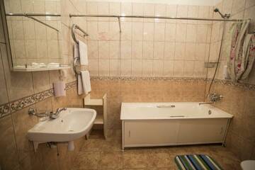 Фото номера 2-комнатный номер комфорт с 2 односпальными кроватями Гостиница Премьера  у Мариинского театра г. Санкт-Петербург 13