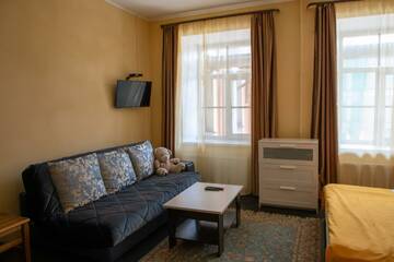 Фото номера 5-местная комната семейная Гостиница Yellow Hotel г. Санкт-Петербург 2