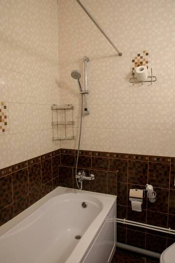 Фото номера 5-местная комната семейная Гостиница Yellow Hotel г. Санкт-Петербург 3