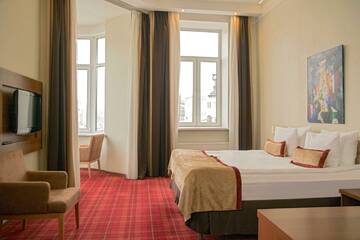 Фото номера Номер полулюкс с видом Гостиница Best Western PLUS Centre Hotel г. Санкт-Петербург 2