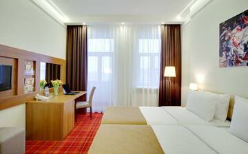 Фото номера Номер комфорт с 1 двуспальной кроватью Гостиница Best Western PLUS Centre Hotel г. Санкт-Петербург 3