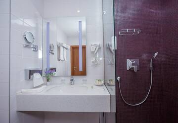 Фото номера Джуниор сюит с видом на город Гостиница Best Western PLUS Centre Hotel г. Санкт-Петербург 8