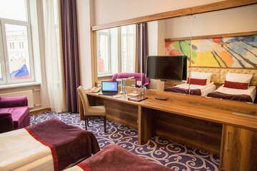 Фото номера Номер комфорт с 2 односпальными кроватями с видом Гостиница Best Western PLUS Centre Hotel г. Санкт-Петербург 4