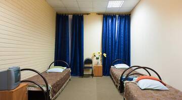 Фото номера Трехместный номер с общей ванной комнатой Гостиница Pestel Inn г. Санкт-Петербург 9