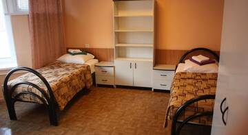 Фото номера Двухместный номер с 2 отдельными кроватями и собственной ванной комнатой Гостиница Gostinichny Kompleks Universiteta г. Санкт-Петербург 3