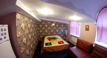 Фото номера Четырехместный номер с душем Гостиница Samsonov Hotel на Невском проспекте г. Санкт-Петербург 2