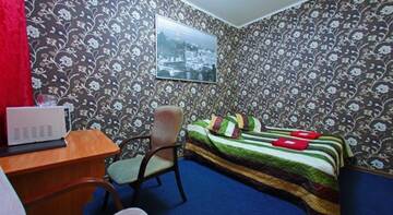 Фото номера Семейный номер с душем Гостиница Samsonov Hotel на Невском проспекте г. Санкт-Петербург 4