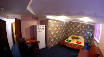 Фото номера Четырехместный номер с душем Гостиница Samsonov Hotel на Невском проспекте г. Санкт-Петербург 4