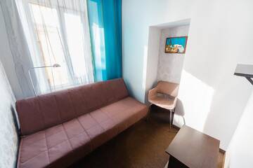 Фото номера Стандартный семейный номер Гостевой дом All Dreams Hotel г. Санкт-Петербург 2