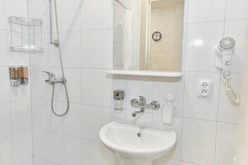 Фото номера Стандарт двухместный с 1 кроватью Апарт-отель TakeRoom Боровая г. Санкт-Петербург 23