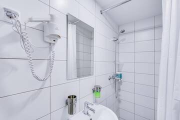 Фото номера Стандарт двухместный с 1 кроватью Гостиница TakeRoom Посадская 9/5 г. Санкт-Петербург 4