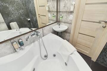 Фото номера Апартаменты с джакузи Апарт-отель TakeRoom Кронверская г. Санкт-Петербург 8