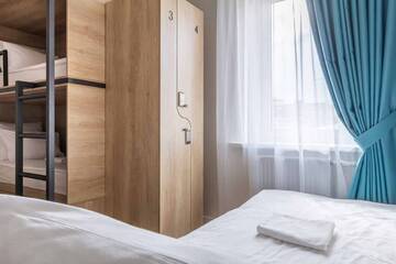 Фото номера Кровать в общем номере  с 5 кроватями Хостел 338 г. Санкт-Петербург 5