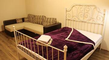 Фото номера Апартаменты Гостиница Sweet Home Pionerskaya г. Санкт-Петербург 2