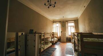 Фото номера Кровать в общем 12-местном номере Гостиница All you need is Hostel г. Санкт-Петербург 4