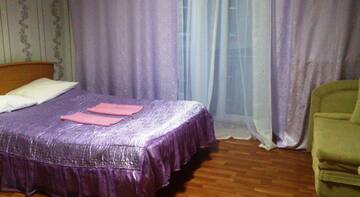 Фото номера Трехместный номер с общей ванной комнатой Хостел Lira Mini Hotel г. Санкт-Петербург 10