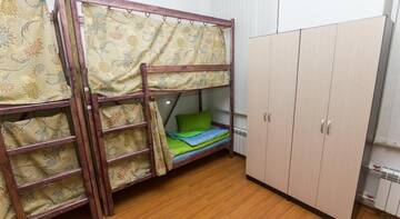 Фото номера Кровать в общем 10-местном номере для мужчин и женщин Гостиница EveRest hostel г. Санкт-Петербург 4