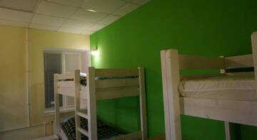 Фото номера Кровать в восьмиместной мужской комнате Хостел CityLime Hostel г. Санкт-Петербург 5