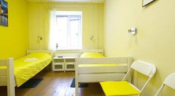 Фото номера Двухместный номер с 2 отдельными кроватями и ванной комнатой Хостел CityLime Hostel г. Санкт-Петербург 6