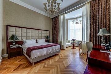 Фото номера 2-местный номер делюкс с эркером Гостиница Akyan St-Petersburg  г. Санкт-Петербург 2