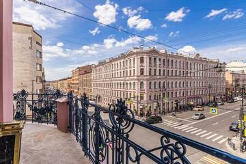 Фото номера Номер люкс с 1 двуспальной кроватью Гостиница Akyan St-Petersburg  г. Санкт-Петербург 7