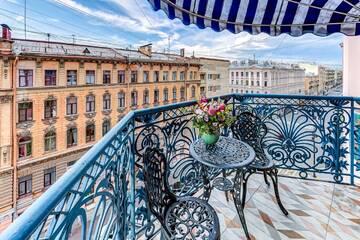 Фото номера 2-местный номер делюкс с балконом Гостиница Akyan St-Petersburg  г. Санкт-Петербург 6