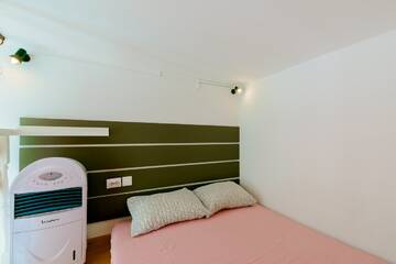 Фото номера Стандарт трехместный Апартаменты Globus Apart г. Санкт-Петербург 9