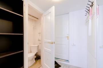 Фото номера Стандарт трехместный Апартаменты Globus Apart г. Санкт-Петербург 38