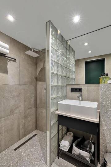 Фото номера Двухуровневые стандартные апартаменты Гостиница 1715 Duplex Hotel г. Санкт-Петербург 4